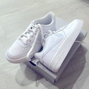 White Air Force 1